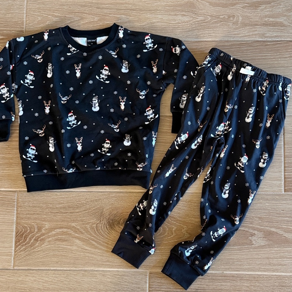 Little Bipsy Holiday Sweatshirt & Jogger - Picture 3 of 3
